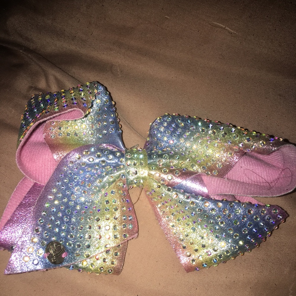 jojo bow